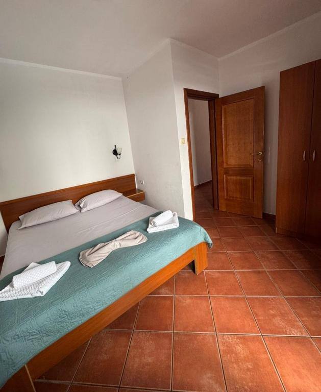 Guest room interior at Garni Hotel Meduza 3